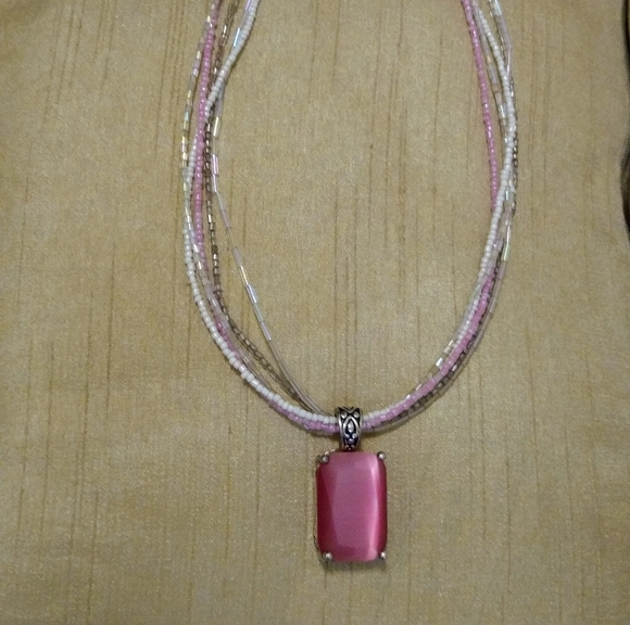 Multi stranded necklace - Picture 2 of 4